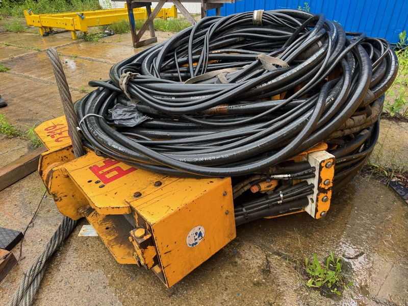 PVE 2319 VM +Hydraulic Powerpack PU500 - المشبك - آلات البناء: صور 1 PVE 2319 VM +Hydraulic Powerpack PU500 - المشبك - آلات البناء: صور 1