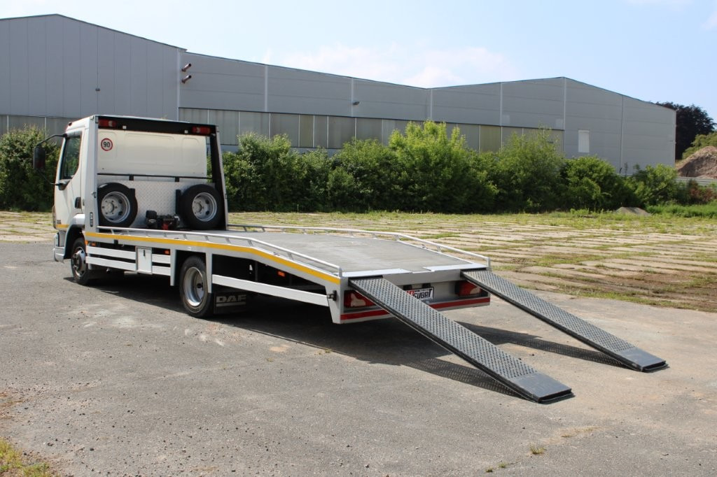 DAF FA LF 45.130 ODTAHOVÉ VOZIDLO - سيارة السحب للتصليح: صور 5 DAF FA LF 45.130 ODTAHOVÉ VOZIDLO - سيارة السحب للتصليح: صور 5