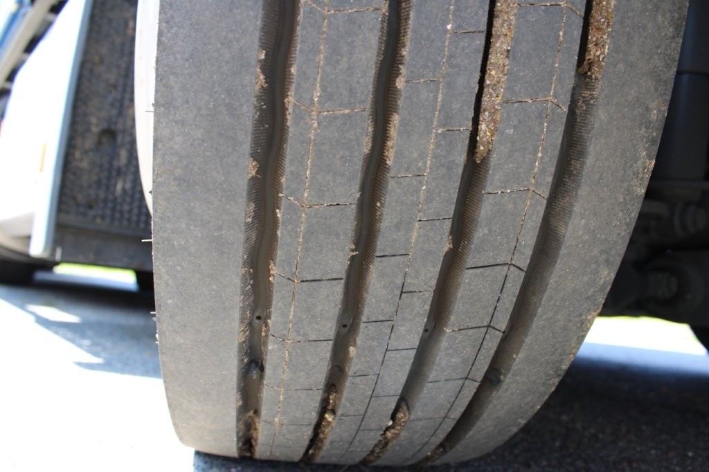 تأجير  Mercedes-Benz Actros 2542 NAVIGACE + PANAV (8,20m x 2,48m x 3m) Mercedes-Benz Actros 2542 NAVIGACE + PANAV (8,20m x 2,48m x 3m): صور 18