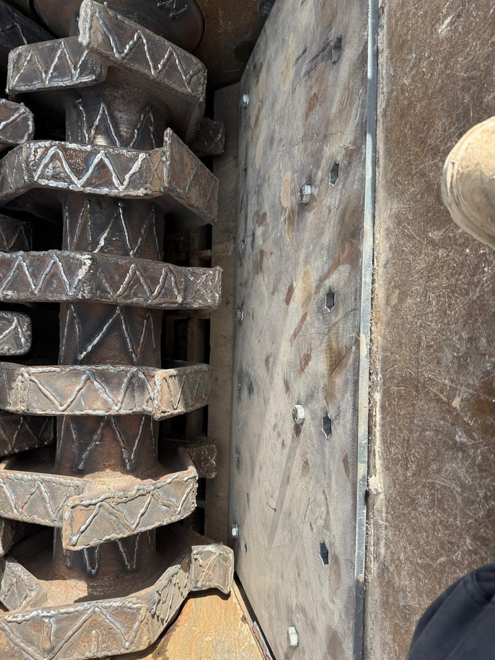 Arjes Impaktor 250 EVO - آلة تمزيق صناعية: صور 3 Arjes Impaktor 250 EVO - آلة تمزيق صناعية: صور 3