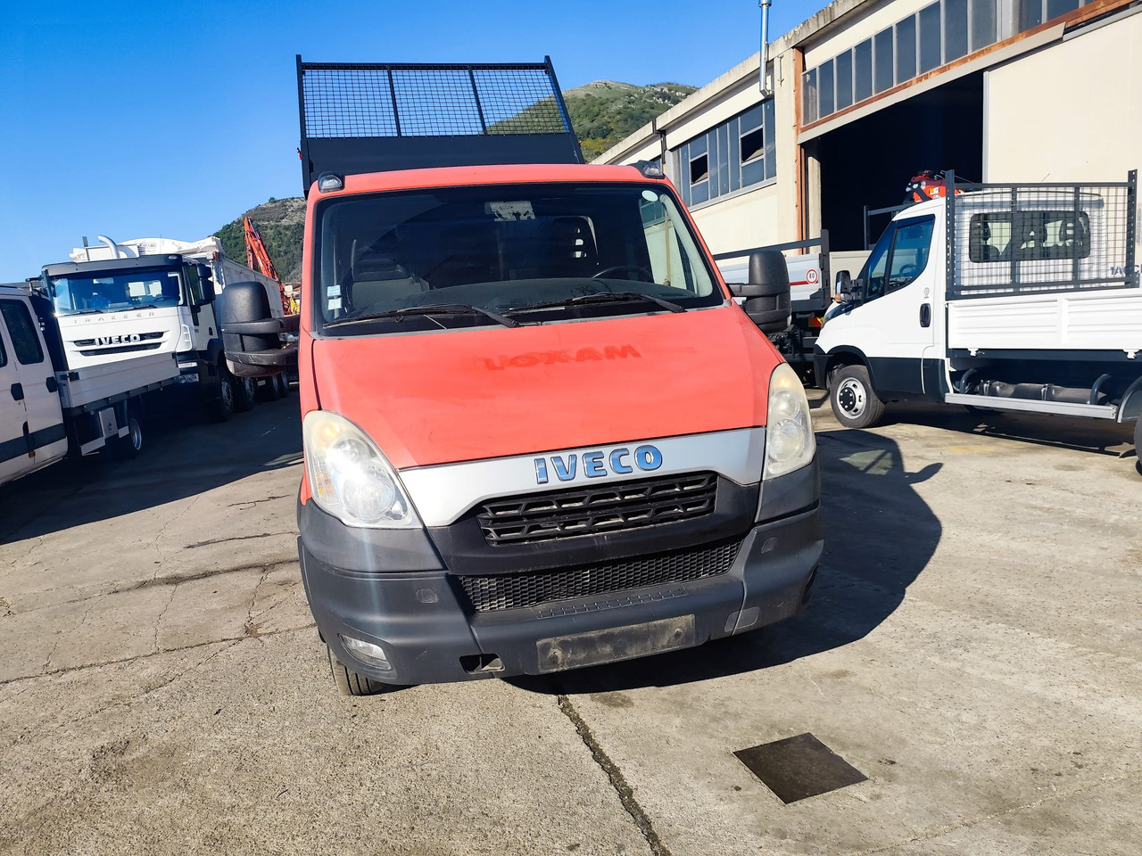 قلاب صغير IVECO DAILY 35C13: صور 7