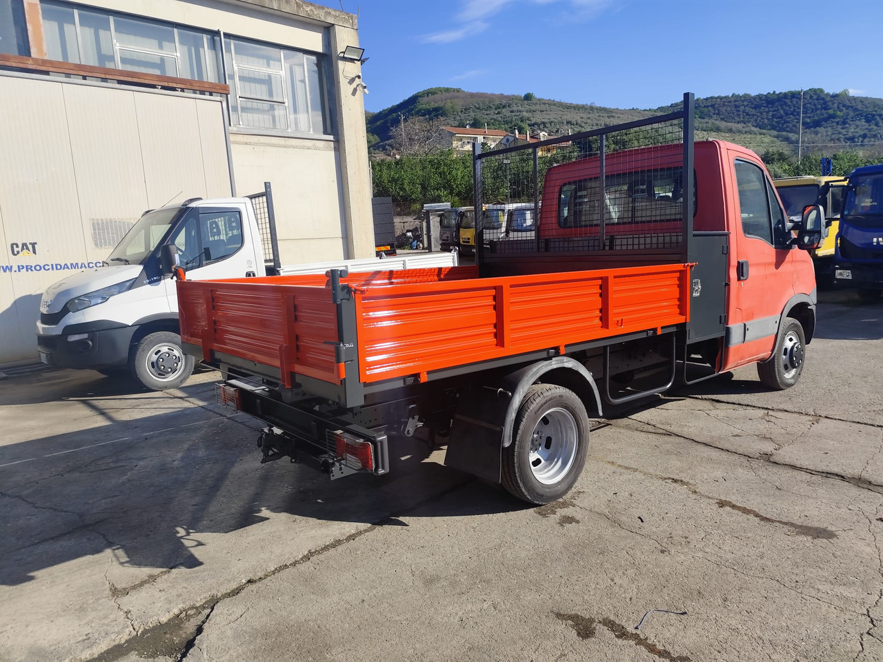 قلاب صغير IVECO DAILY 35C13: صور 19
