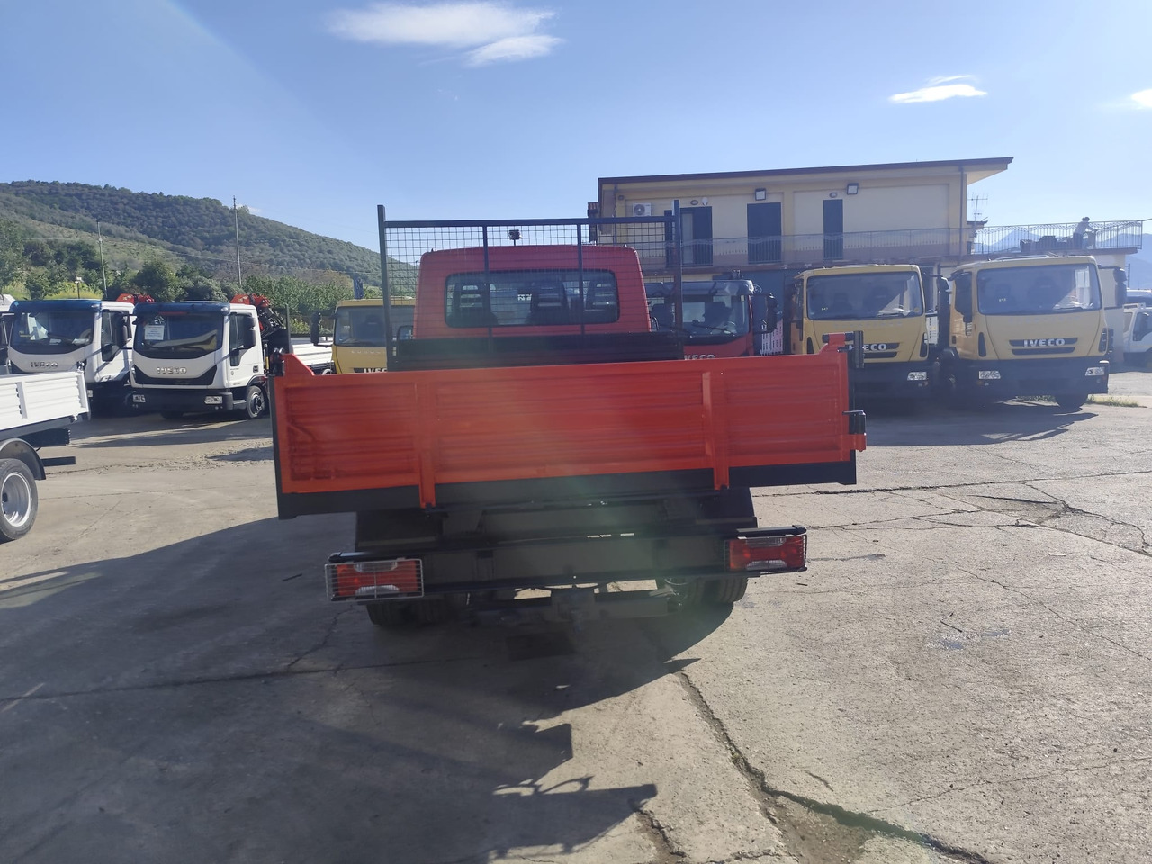 قلاب صغير IVECO DAILY 35C13: صور 14