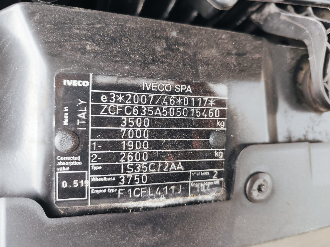 IVECO DAILY 35C15 - شاحنة كرين: صور 3 IVECO DAILY 35C15 - شاحنة كرين: صور 3