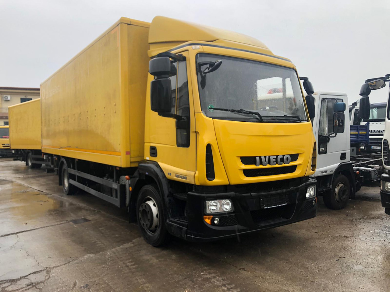 IVECO EUROCARGO 120E28P - الشاسيه شاحنة: صور 5 IVECO EUROCARGO 120E28P - الشاسيه شاحنة: صور 5