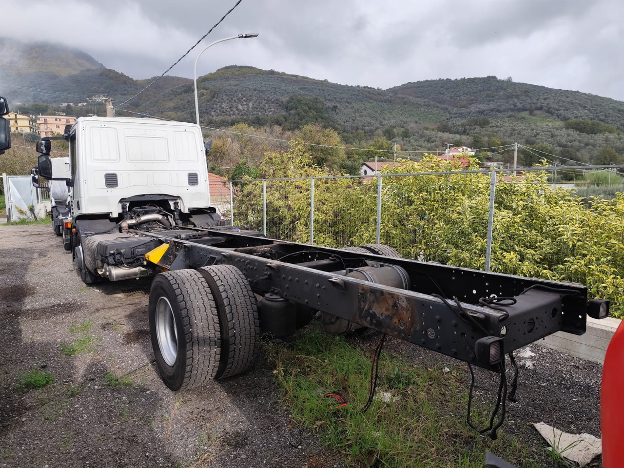 IVECO EUROCARGO 140-250 - الشاسيه شاحنة: صور 2 IVECO EUROCARGO 140-250 - الشاسيه شاحنة: صور 2