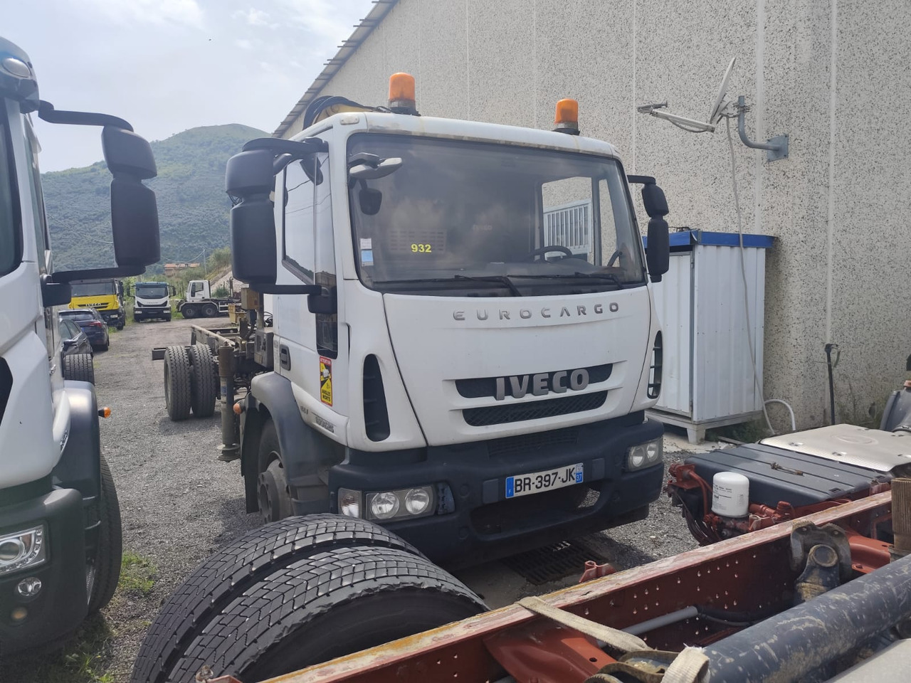 شاحنة كرين IVECO EUROCARGO 160E25K: صور 8