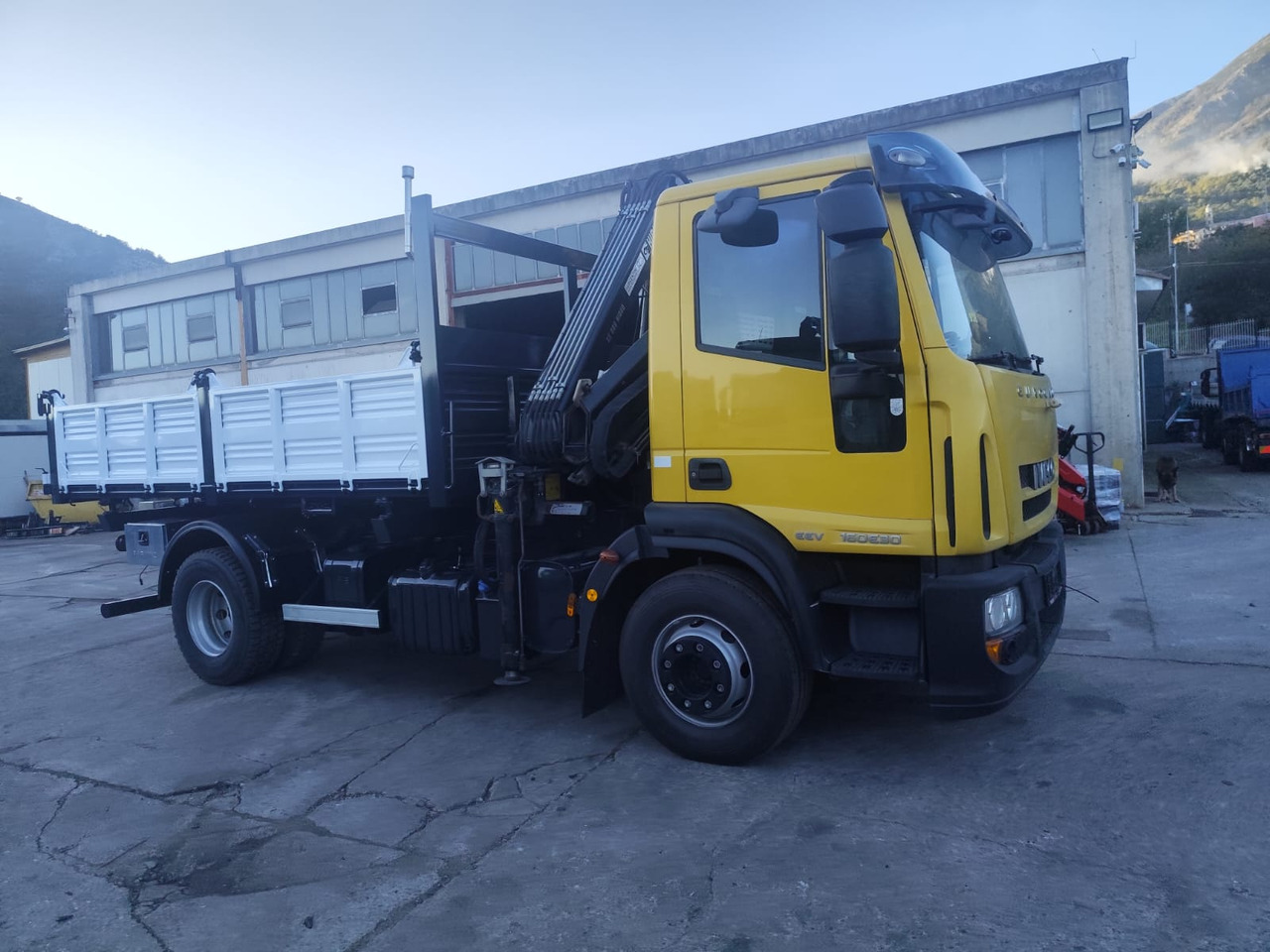 تأجير IVECO EUROCARGO 160E30 IVECO EUROCARGO 160E30: صور 21