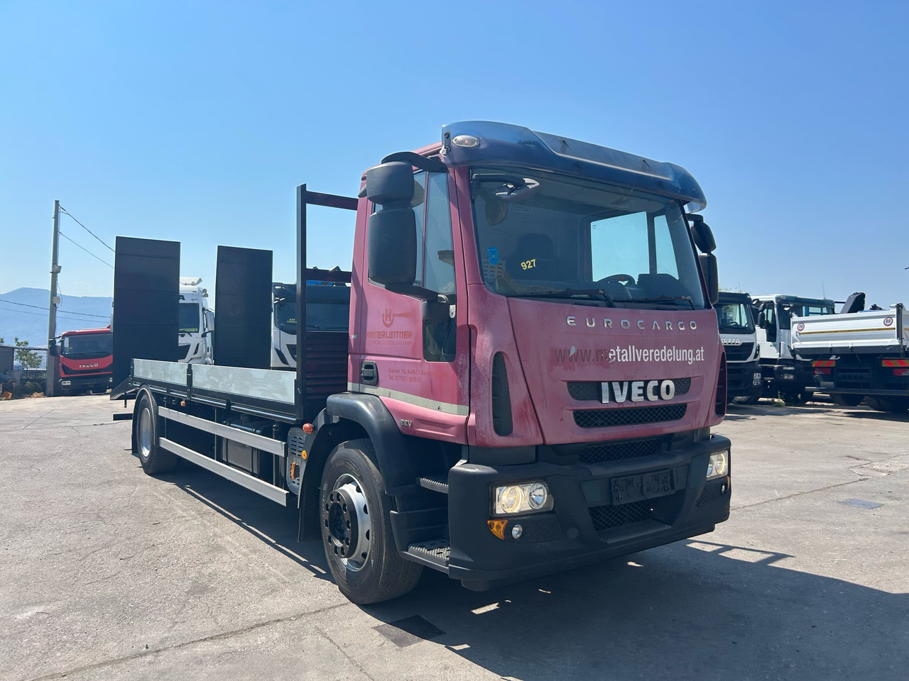 IVECO EUROCARGO 180E30 - شاحنات مسطحة: صور 1 IVECO EUROCARGO 180E30 - شاحنات مسطحة: صور 1