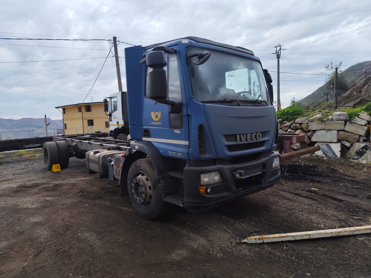 IVECO EUROCARGO 190EL28 - الشاسيه شاحنة: صور 1 IVECO EUROCARGO 190EL28 - الشاسيه شاحنة: صور 1