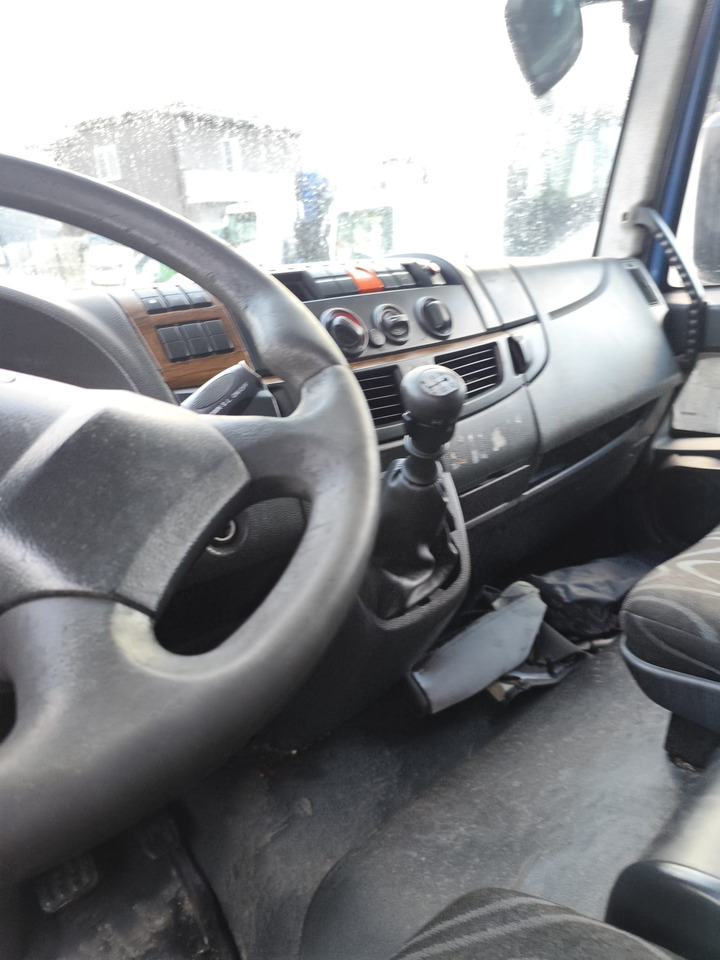 IVECO EUROCARGO 190EL28 - الشاسيه شاحنة: صور 2 IVECO EUROCARGO 190EL28 - الشاسيه شاحنة: صور 2