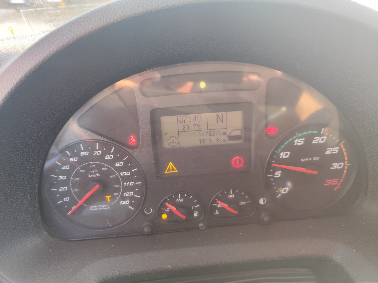 شاحنة كرين IVECO EUROCARGO 80-190: صور 50