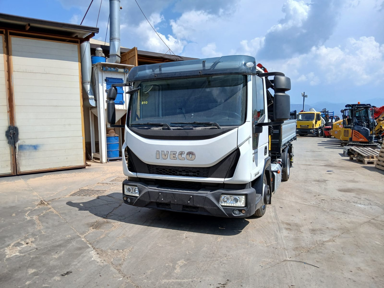 تأجير IVECO EUROCARGO 80-210 IVECO EUROCARGO 80-210: صور 13