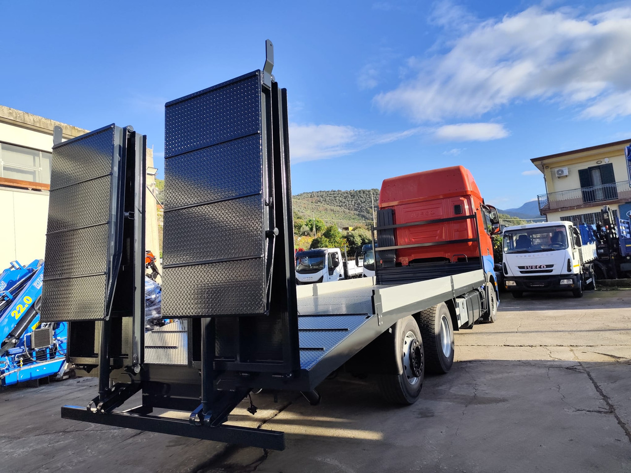 شاحنات مسطحة IVECO S-WAY AS260S48 Y: صور 49 شاحنات مسطحة IVECO S-WAY AS260S48 Y: صور 49