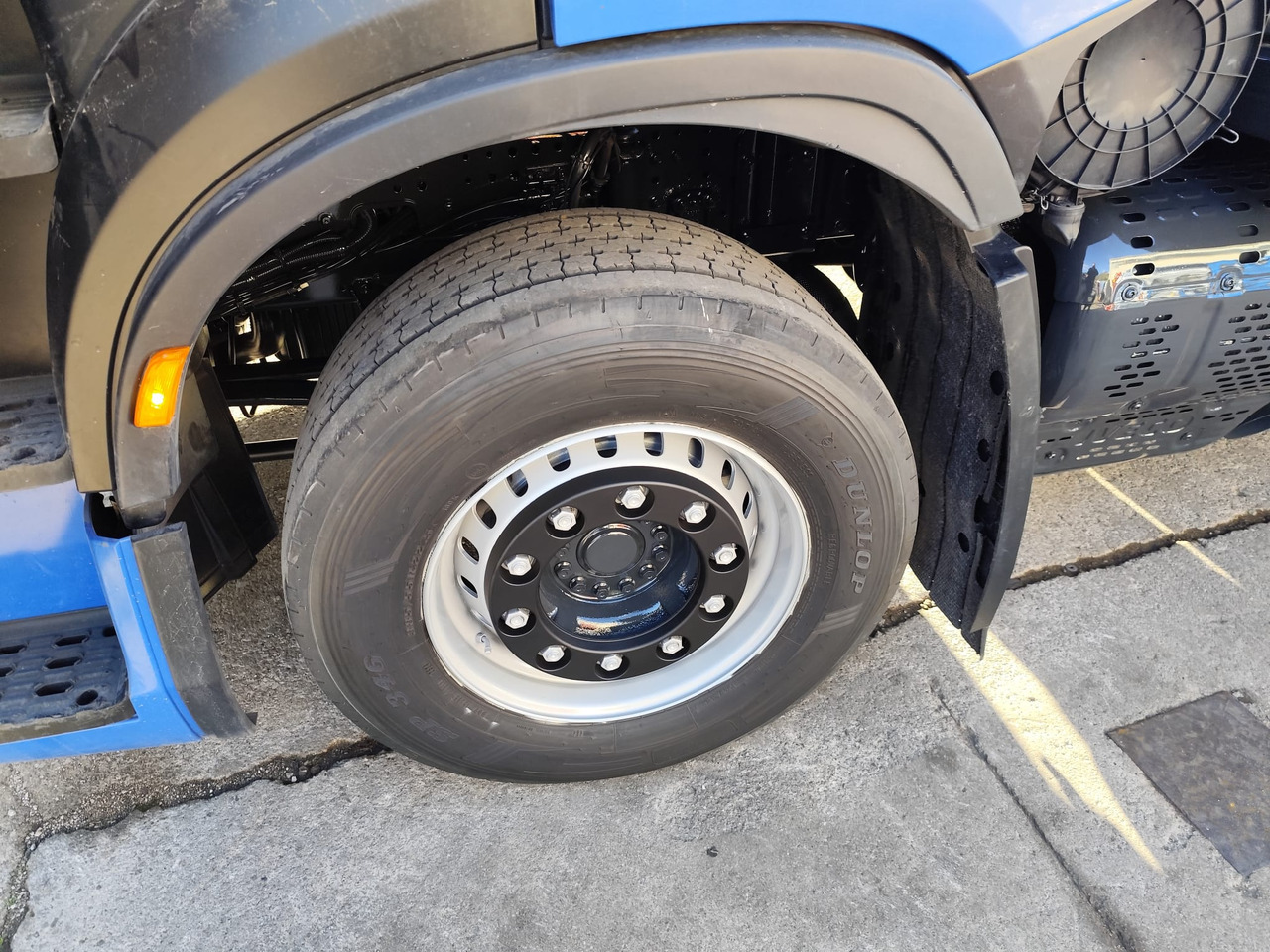 شاحنات مسطحة IVECO S-WAY AS260S48 Y: صور 47 شاحنات مسطحة IVECO S-WAY AS260S48 Y: صور 47