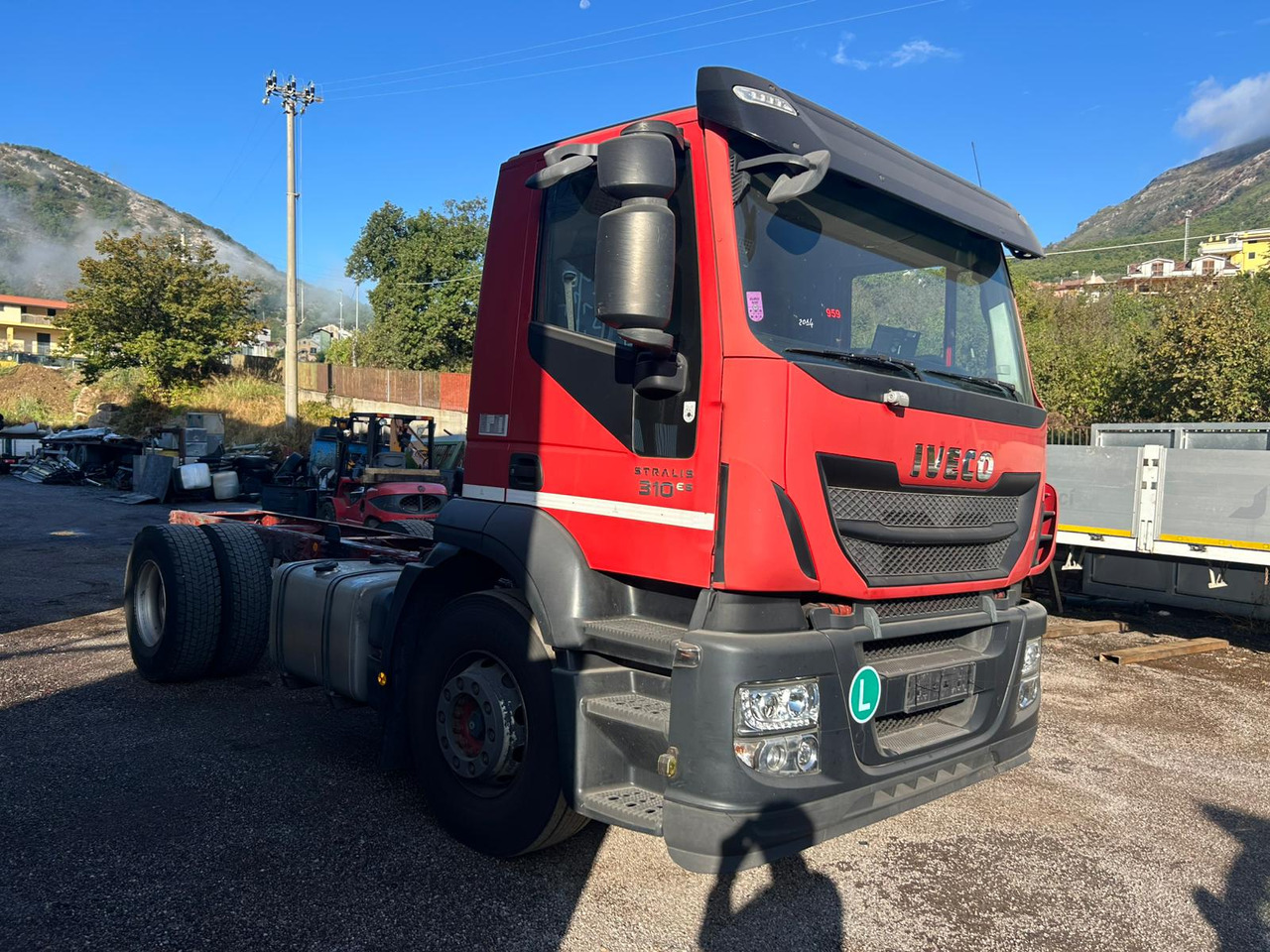 IVECO STRALIS 190S31 - الشاسيه شاحنة: صور 1 IVECO STRALIS 190S31 - الشاسيه شاحنة: صور 1