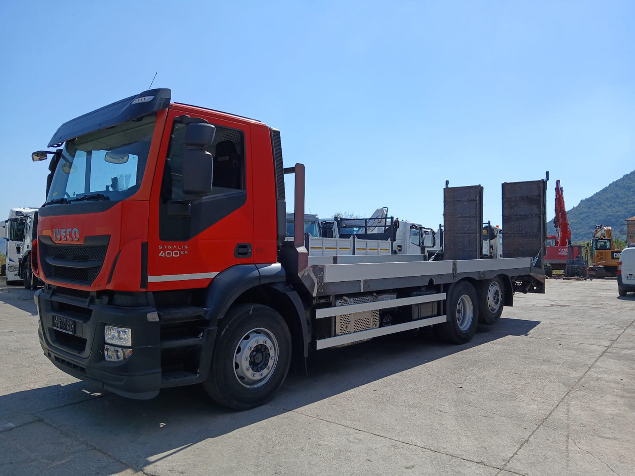 IVECO STRALIS 260S40 - شاحنات مسطحة: صور 3 IVECO STRALIS 260S40 - شاحنات مسطحة: صور 3