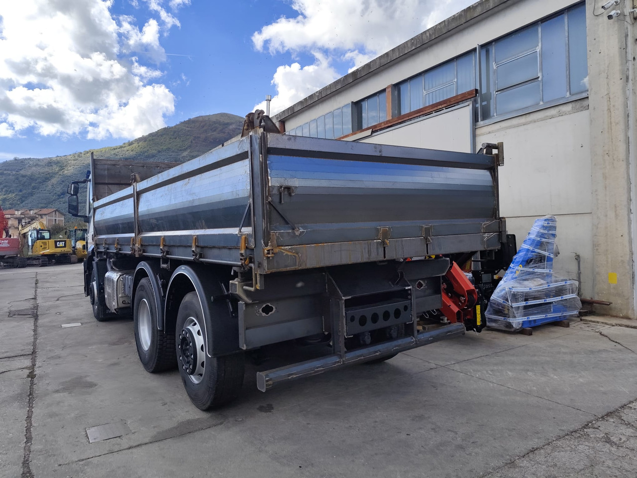 IVECO STRALIS AD 260S31 XP - قلابات: صور 3 IVECO STRALIS AD 260S31 XP - قلابات: صور 3
