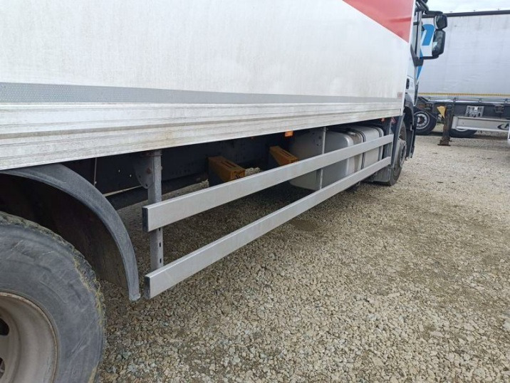 تأجير IVECO STRALIS AD 260S31 XP IVECO STRALIS AD 260S31 XP: صور 15