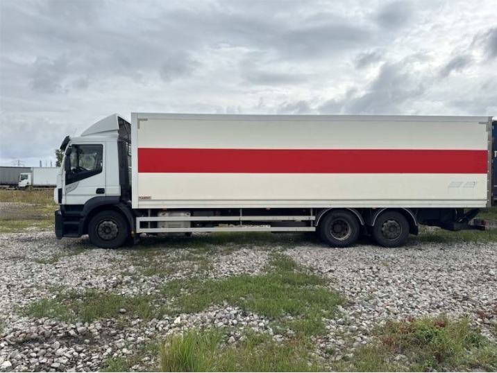 IVECO STRALIS AD 260S31 XP - الشاسيه شاحنة: صور 2 IVECO STRALIS AD 260S31 XP - الشاسيه شاحنة: صور 2