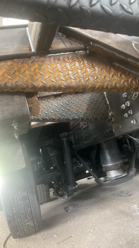 IVECO STRALIS AS 260S46 - شاحنات مسطحة: صور 4 IVECO STRALIS AS 260S46 - شاحنات مسطحة: صور 4