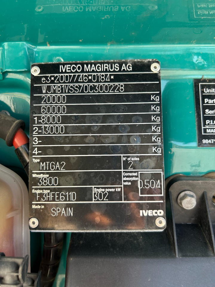 تأجير IVECO TRAKKER 190T41 IVECO TRAKKER 190T41: صور 27