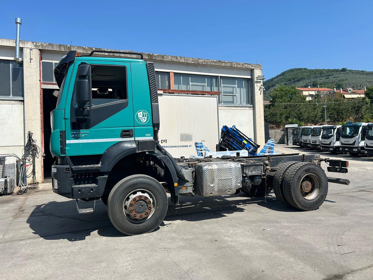 IVECO TRAKKER 190T41 - الشاسيه شاحنة: صور 2 IVECO TRAKKER 190T41 - الشاسيه شاحنة: صور 2