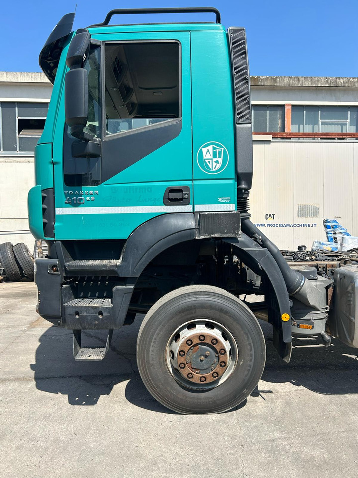 تأجير IVECO TRAKKER 190T41 IVECO TRAKKER 190T41: صور 22