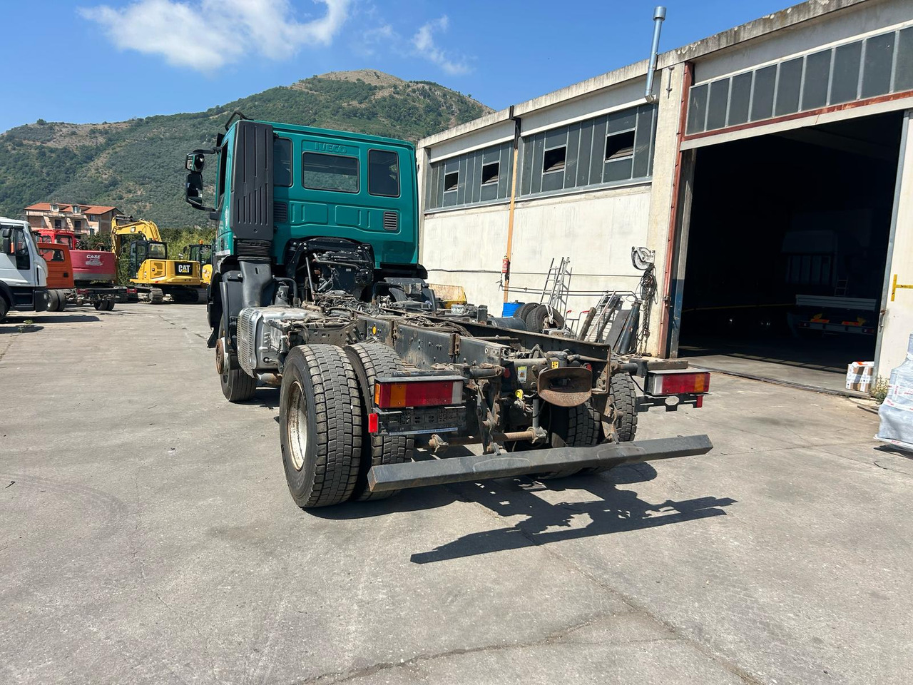 تأجير IVECO TRAKKER 190T41 IVECO TRAKKER 190T41: صور 16