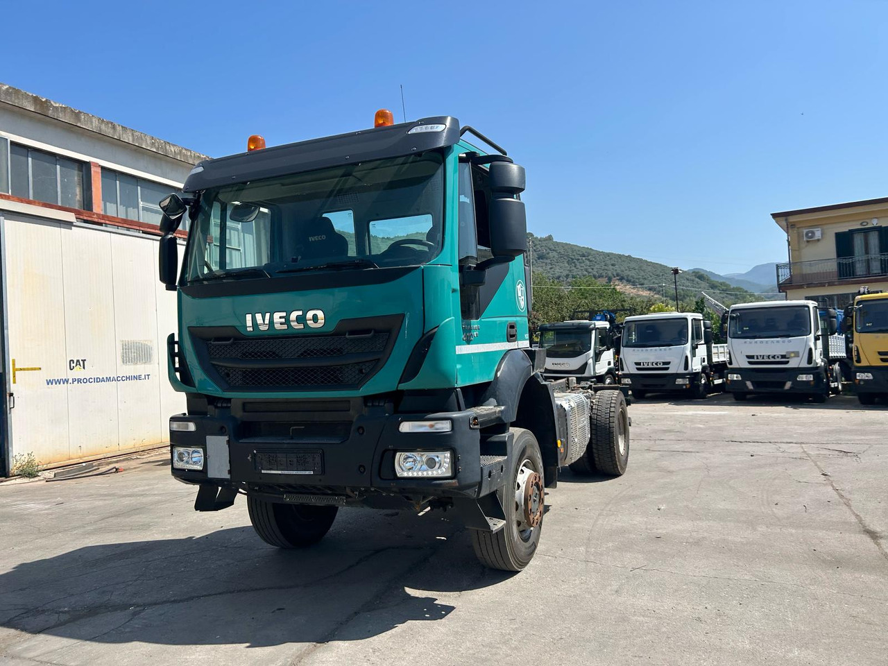 IVECO TRAKKER 190T41 - الشاسيه شاحنة: صور 4 IVECO TRAKKER 190T41 - الشاسيه شاحنة: صور 4