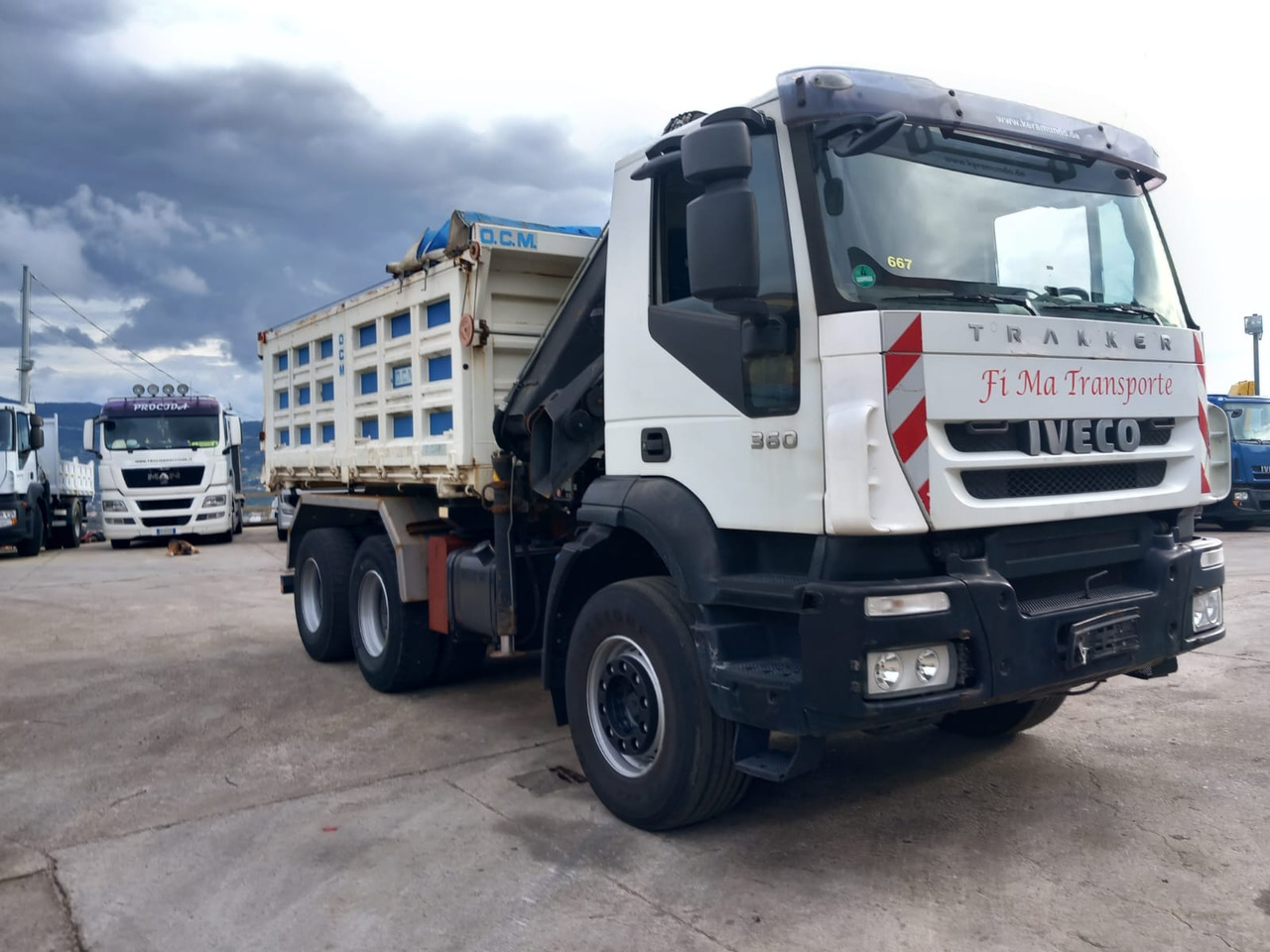 شاحنة كرين, قلابات IVECO TRAKKER 260T36: صور 34