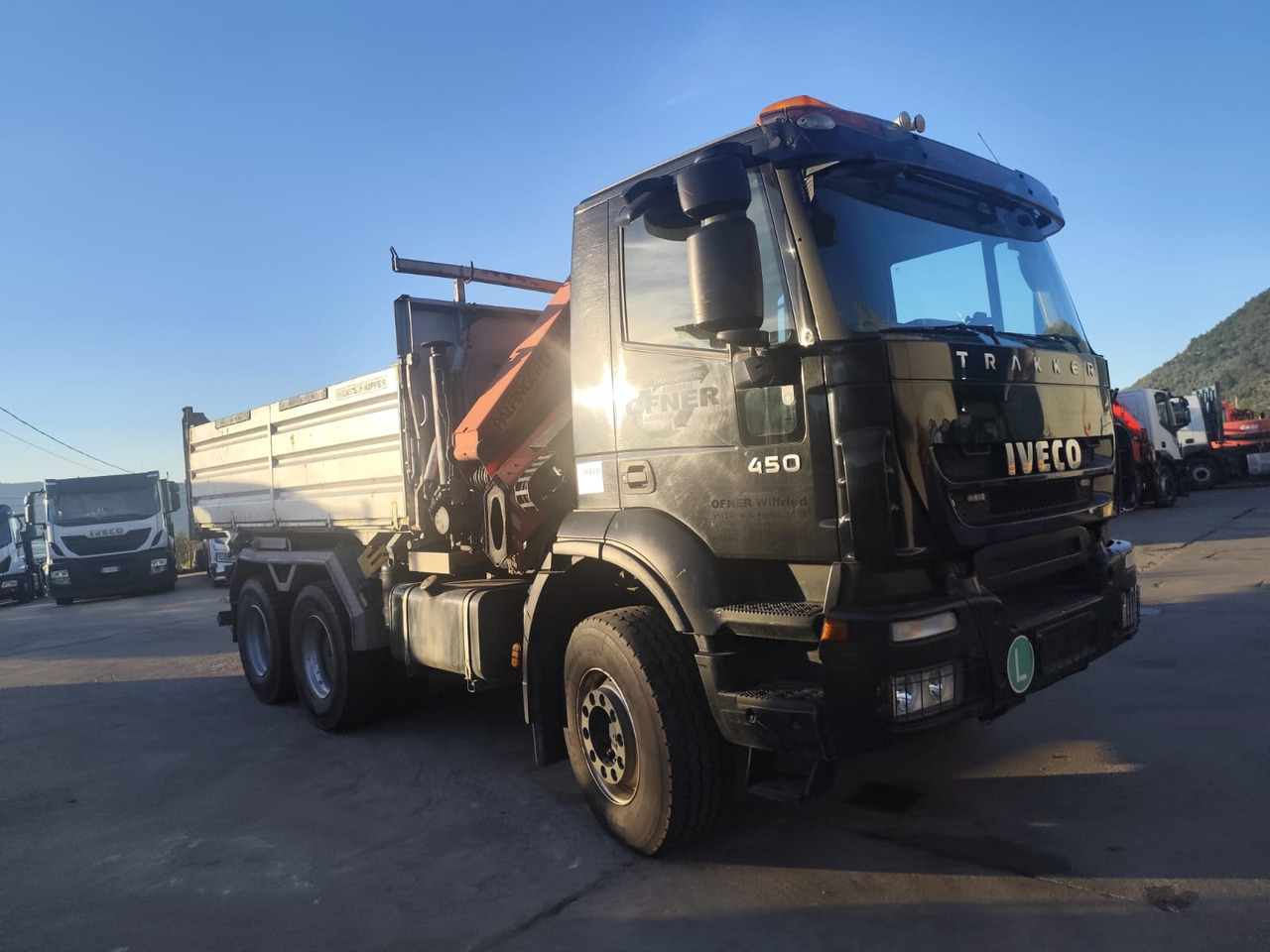 شاحنة كرين IVECO TRAKKER 380T45: صور 1