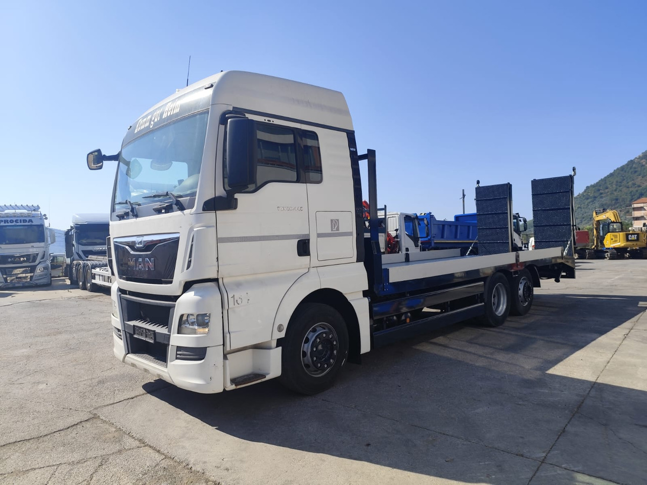 MAN TGX 26.440 - شاحنات مسطحة: صور 1 MAN TGX 26.440 - شاحنات مسطحة: صور 1