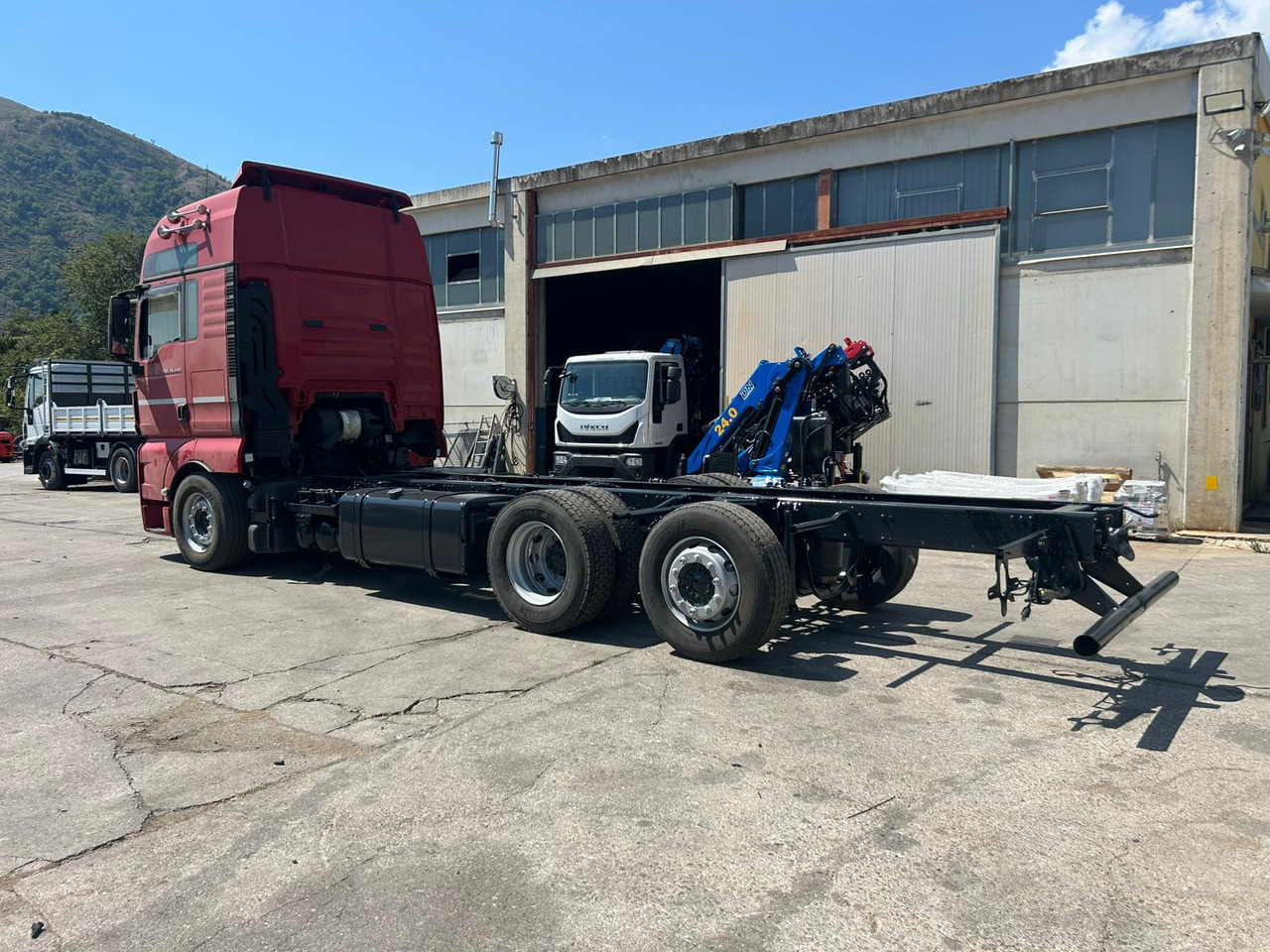 شاحنات مسطحة MAN TGX 26.440: صور 21