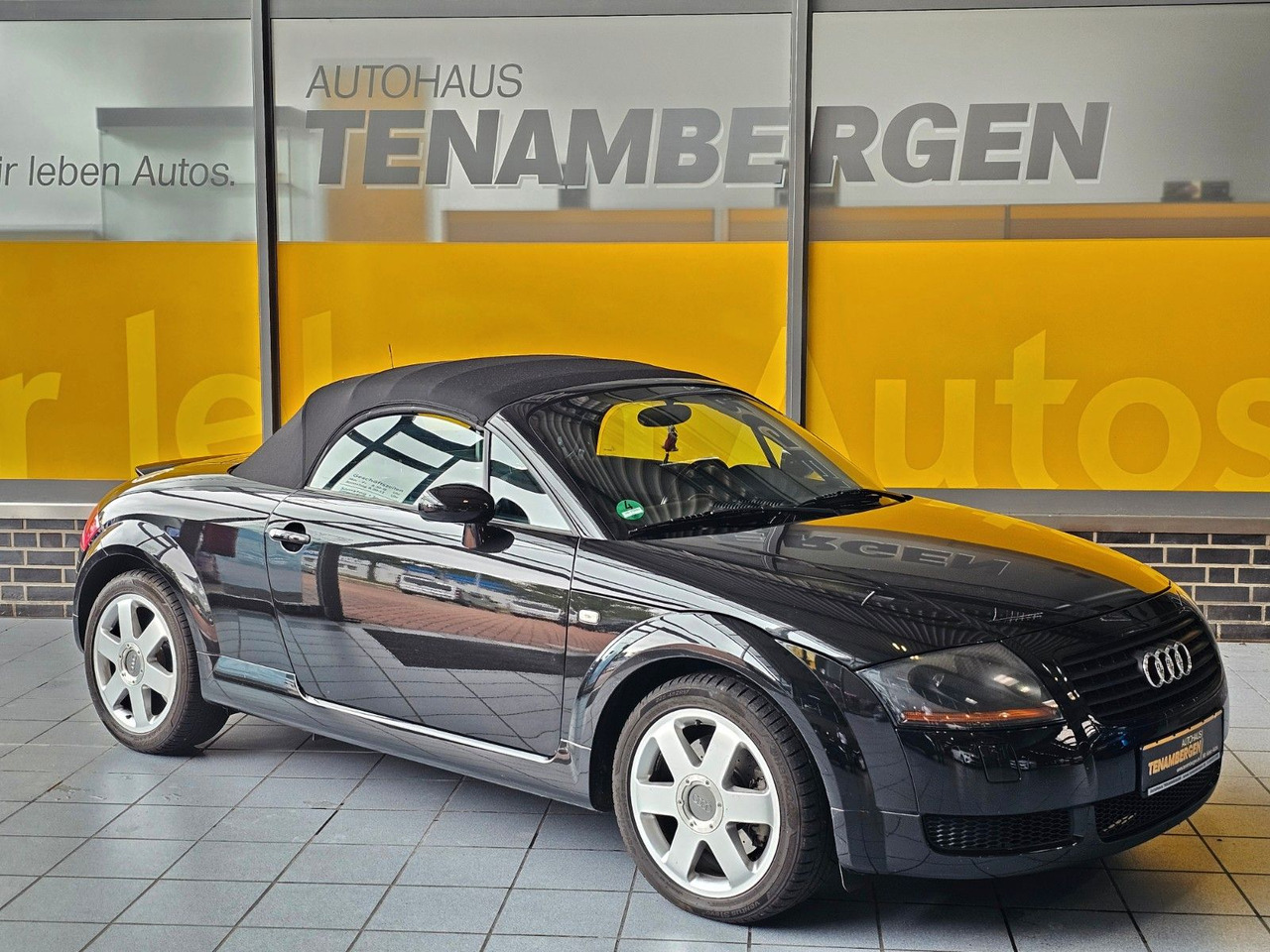 Audi TT 1.8 T Roadster Sitzheizung neues Verdeck - كابريوليه: صور 1 Audi TT 1.8 T Roadster Sitzheizung neues Verdeck - كابريوليه: صور 1
