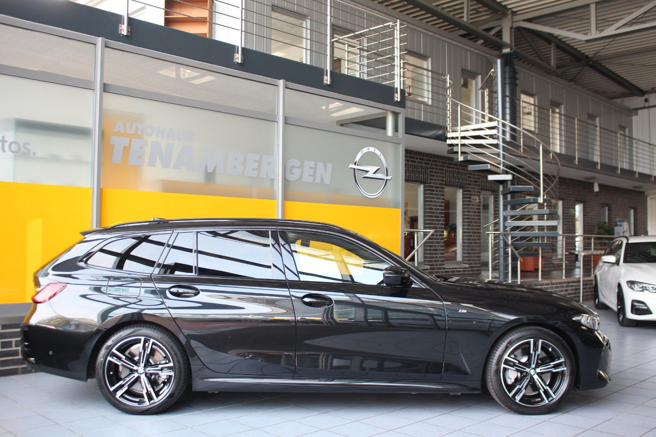 BMW 330 d Touring xDrive M Sport Panorama ACC HuD - سيارة ستيشن: صور 3 BMW 330 d Touring xDrive M Sport Panorama ACC HuD - سيارة ستيشن: صور 3