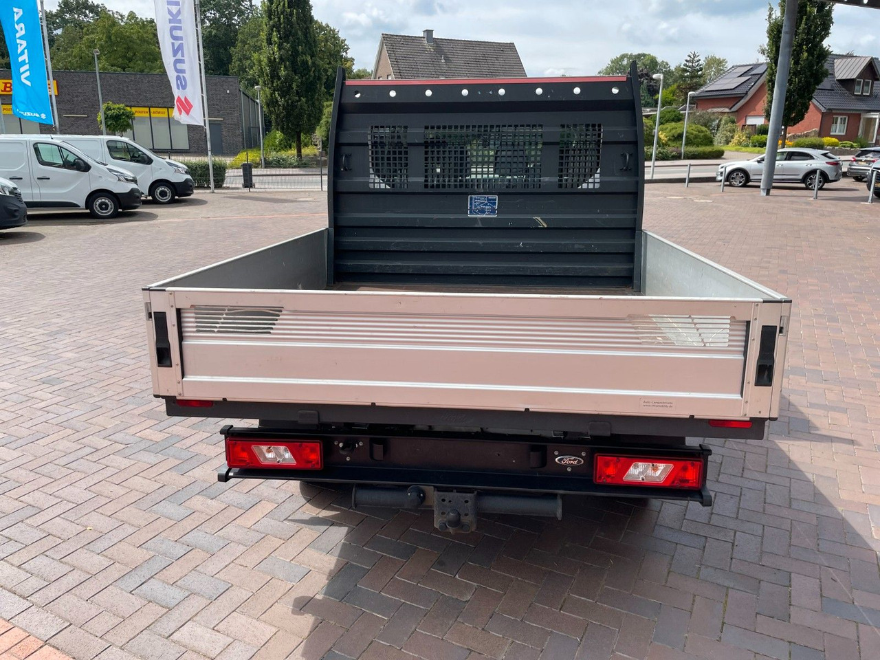Ford Transit Pritsche 2,0 310 L2 DoKa Klima DAB AHK - الشاحنات الصغيرة المسطحة, الشاحنات الصغيرة كابينة مزدوجة: صور 3 Ford Transit Pritsche 2,0 310 L2 DoKa Klima DAB AHK - الشاحنات الصغيرة المسطحة, الشاحنات الصغيرة كابينة مزدوجة: صور 3