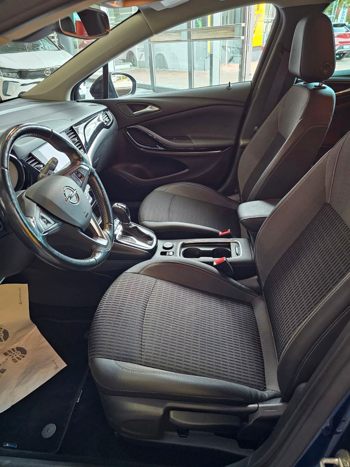 Opel Astra K ST AUTOMATIK SHZ Einparkassistent Kamera - سيارة ستيشن: صور 5 Opel Astra K ST AUTOMATIK SHZ Einparkassistent Kamera - سيارة ستيشن: صور 5