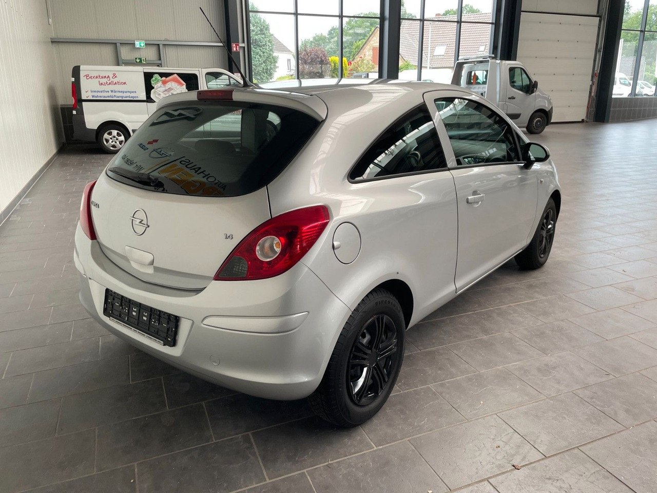 Opel Corsa D Edition Tüv Neu - سيارة: صور 3 Opel Corsa D Edition Tüv Neu - سيارة: صور 3