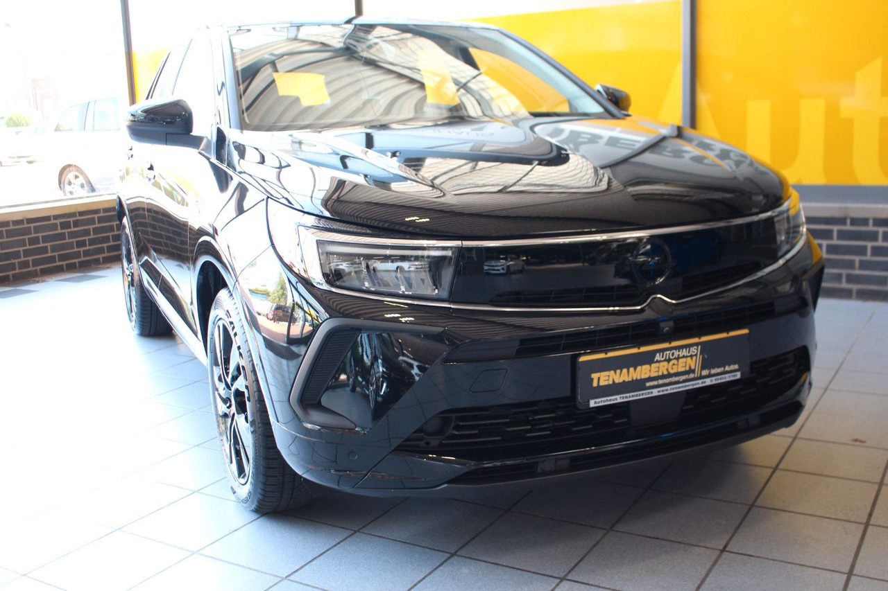 Opel Grandland 1.2 Turbo GS Line LED Kamera Sitzheiz. - سيارة دفع رباعي: صور 2 Opel Grandland 1.2 Turbo GS Line LED Kamera Sitzheiz. - سيارة دفع رباعي: صور 2