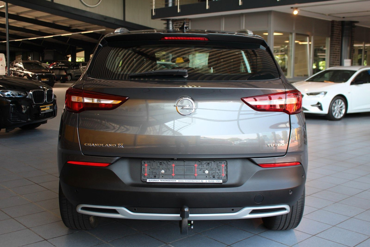 Opel Grandland (X) Innovation Kamera AHK Navi LED - سيارة دفع رباعي: صور 5 Opel Grandland (X) Innovation Kamera AHK Navi LED - سيارة دفع رباعي: صور 5