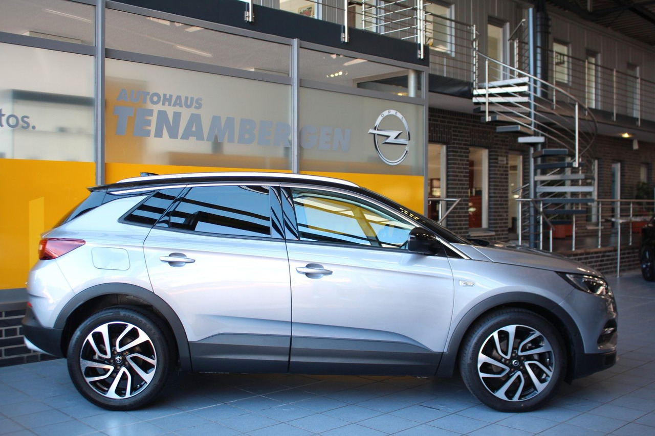 Opel Grandland (X) Ultimate Leder Sitzlüftung 360°Kam - سيارة دفع رباعي: صور 3 Opel Grandland (X) Ultimate Leder Sitzlüftung 360°Kam - سيارة دفع رباعي: صور 3