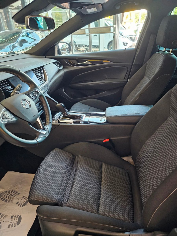 Opel Insignia B ST Business IntelliLux LED Tot Winkel - سيارة: صور 4 Opel Insignia B ST Business IntelliLux LED Tot Winkel - سيارة: صور 4