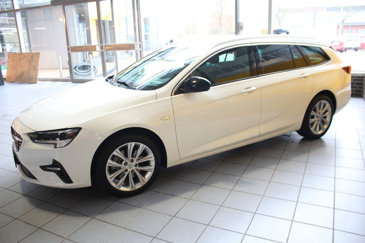 Opel Insignia  Elegance DAB Navi Head Up LED Kamera - سيارة ستيشن: صور 5 Opel Insignia  Elegance DAB Navi Head Up LED Kamera - سيارة ستيشن: صور 5