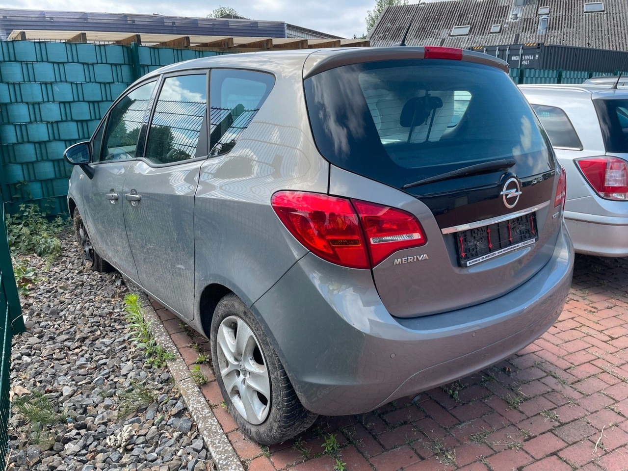 Opel Meriva B Edition - ميكروباص: صور 4 Opel Meriva B Edition - ميكروباص: صور 4