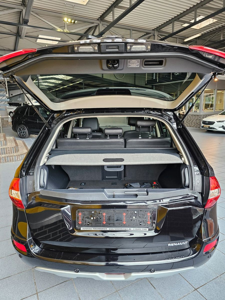 Renault Koleos 2.0 dCi Night&Day 4x4 Leder Navi Bose - سيارة دفع رباعي: صور 5 Renault Koleos 2.0 dCi Night&Day 4x4 Leder Navi Bose - سيارة دفع رباعي: صور 5
