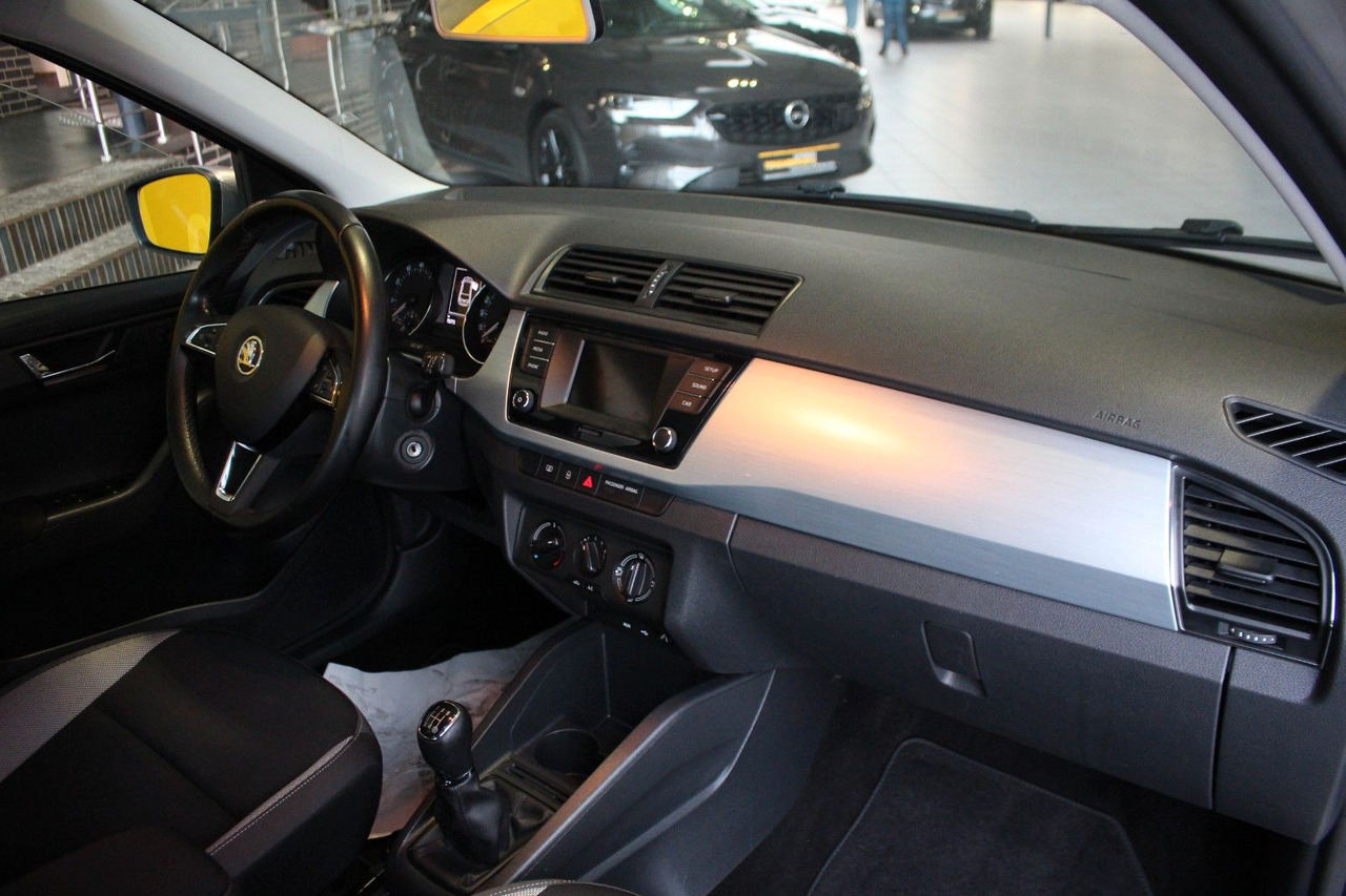 هاتشباك Skoda Fabia Ambition Klima Tempomat Bluetooth: صور 7