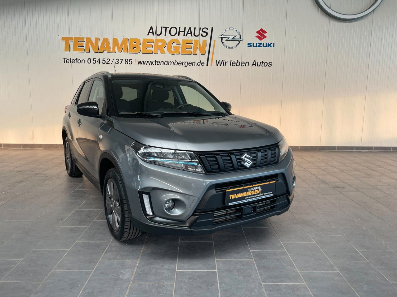 Suzuki Vitara 1.4 BOOSTERJET Hybrid Comfort Allgrip - سيارة دفع رباعي: صور 1 Suzuki Vitara 1.4 BOOSTERJET Hybrid Comfort Allgrip - سيارة دفع رباعي: صور 1
