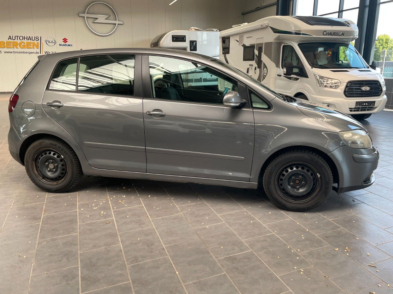 Volkswagen Golf Plus - ميكروباص: صور 3 Volkswagen Golf Plus - ميكروباص: صور 3