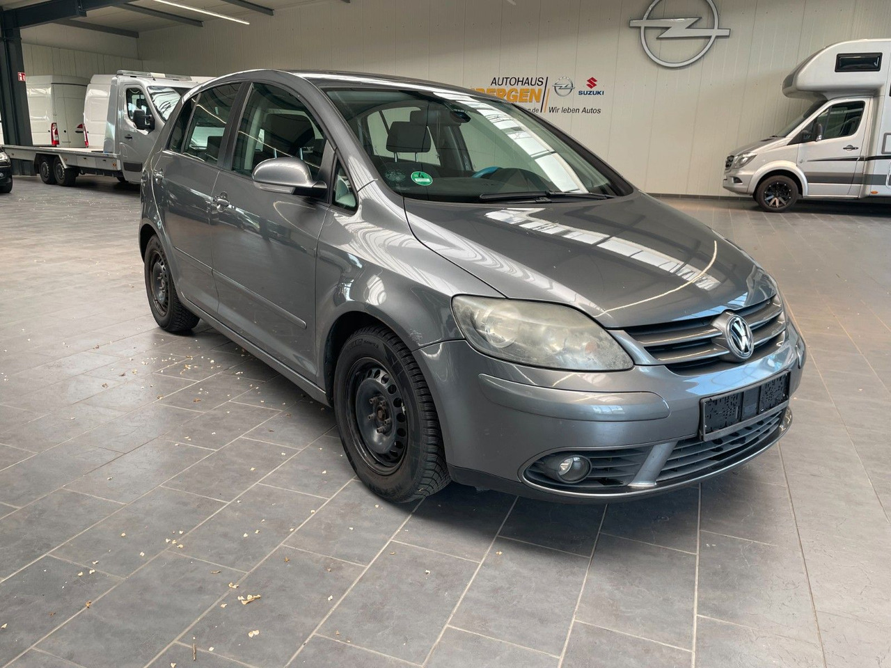 Volkswagen Golf Plus - ميكروباص: صور 1 Volkswagen Golf Plus - ميكروباص: صور 1